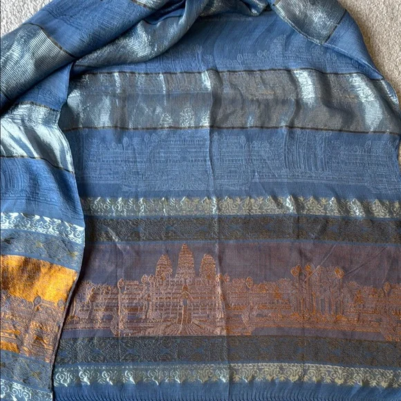 Elegant Blue and Gold Silk Scarf/Wrap - Picture 2 of 3